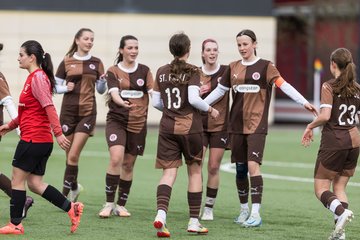 Bild 154 - wBJ FC St. Pauli - Walddoerfer SV : Ergebnis: 3:4